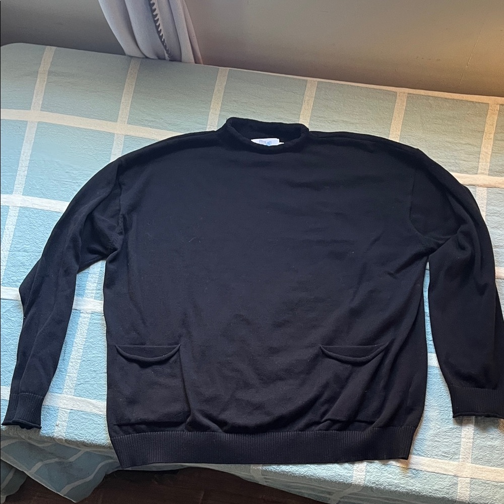 Men's ‘Fishing’ Black Crewneck Sweater